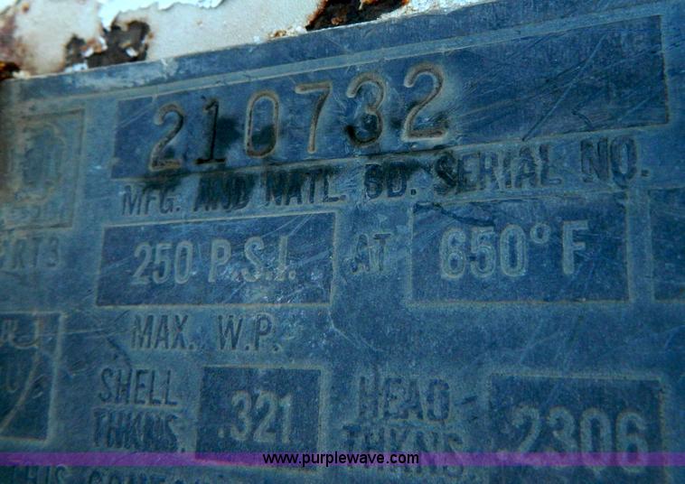image for item D8755 1,000 gallon anhydrous tank