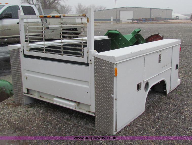 Rawson Koeing 8' utility bed in Kiowa, KS Item I9505 sold Purple Wave