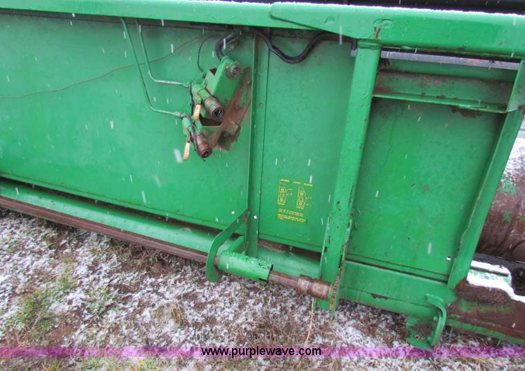 image for item I9509 John Deere 930 platform header