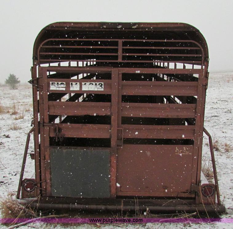 image for item I9510 1977 Hale stock trailer