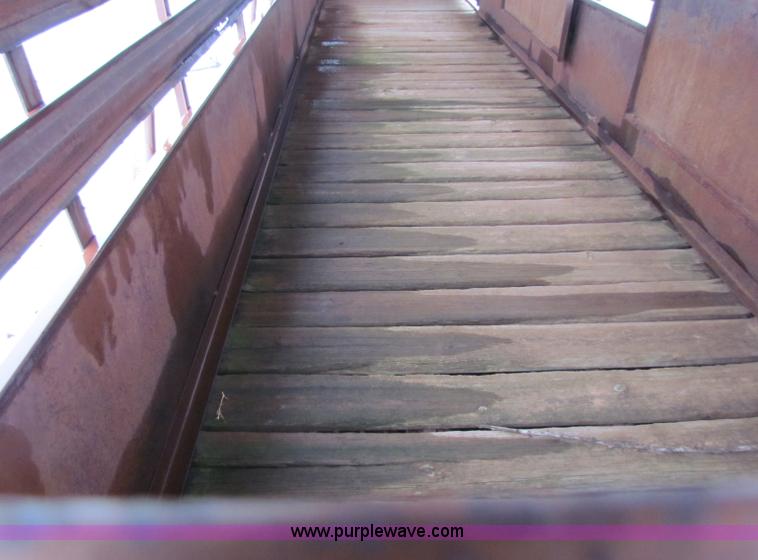 image for item I9510 1977 Hale stock trailer