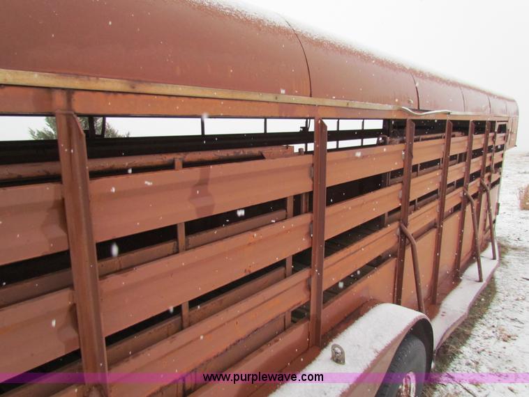 image for item I9510 1977 Hale stock trailer