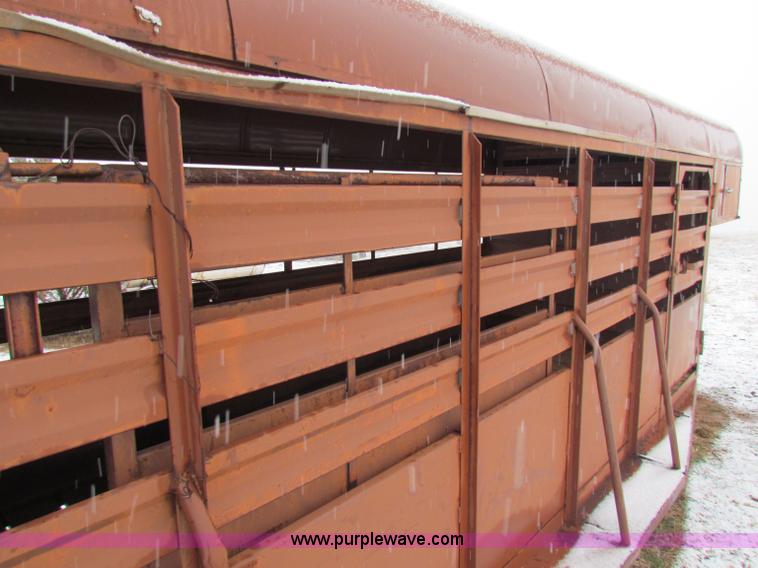 image for item I9510 1977 Hale stock trailer