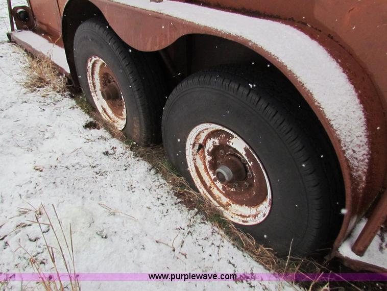 image for item I9510 1977 Hale stock trailer