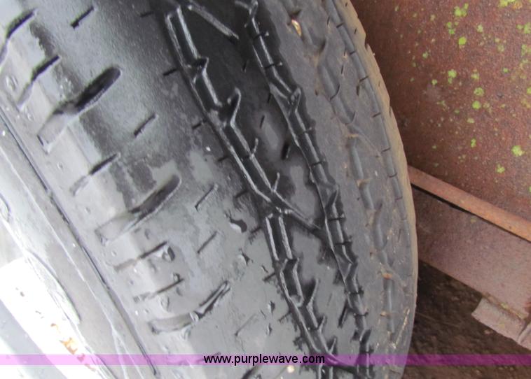 image for item I9510 1977 Hale stock trailer