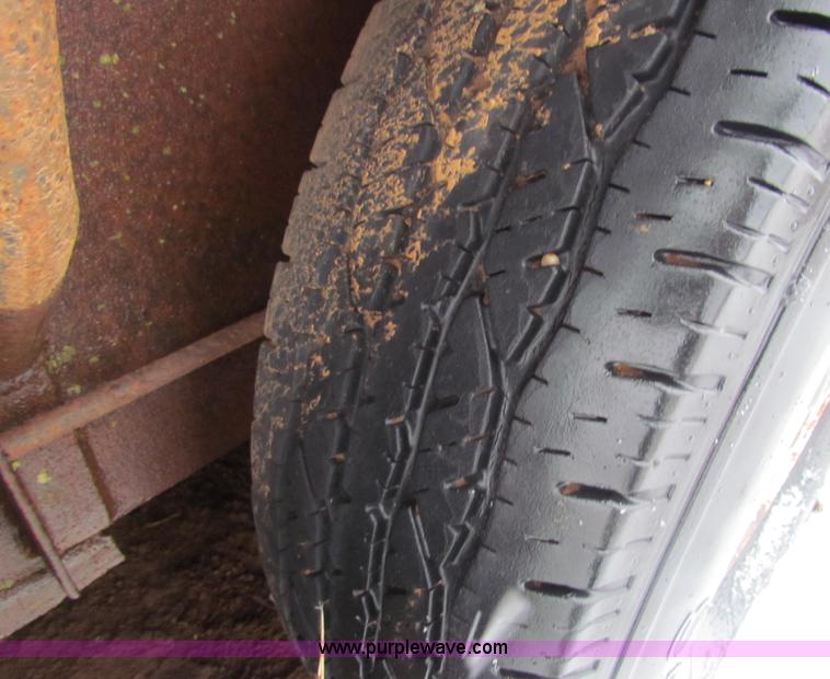 image for item I9510 1977 Hale stock trailer