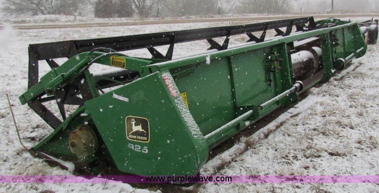image for item I9512 John Deere 925 platform header