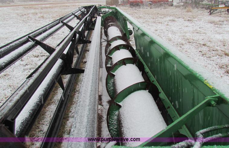 image for item I9512 John Deere 925 platform header