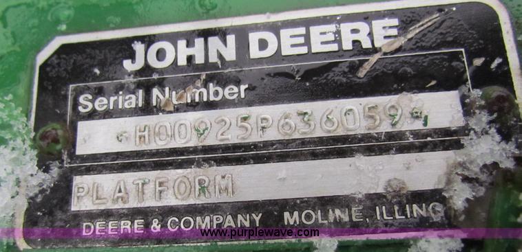 image for item I9512 John Deere 925 platform header