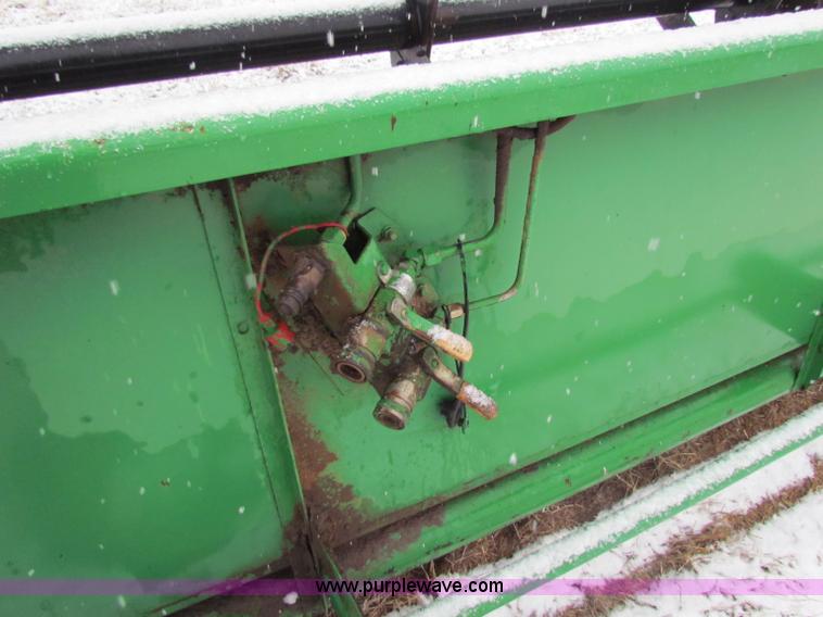 image for item I9512 John Deere 925 platform header