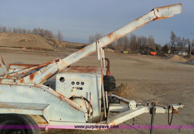 image for item A1967 Trailer mounted tree limb chipper/shredder