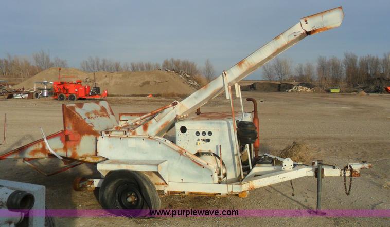 image for item A1967 Trailer mounted tree limb chipper/shredder