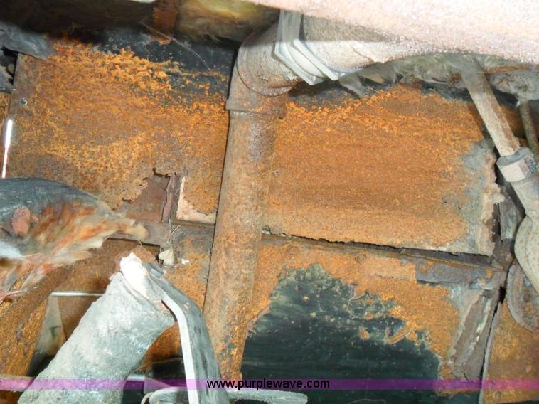 image for item A1968 Crafco EZ Pour melter applicator