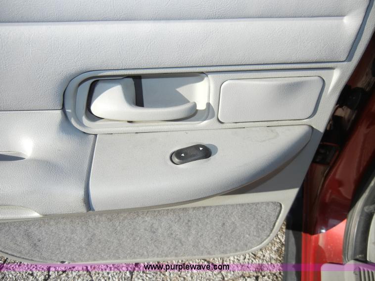 image for item A3421 2000 Ford Crown Victoria Police Interceptor