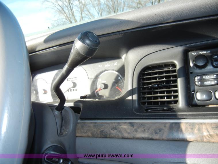 image for item A3421 2000 Ford Crown Victoria Police Interceptor