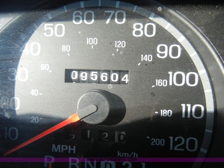 image for item A3421 2000 Ford Crown Victoria Police Interceptor