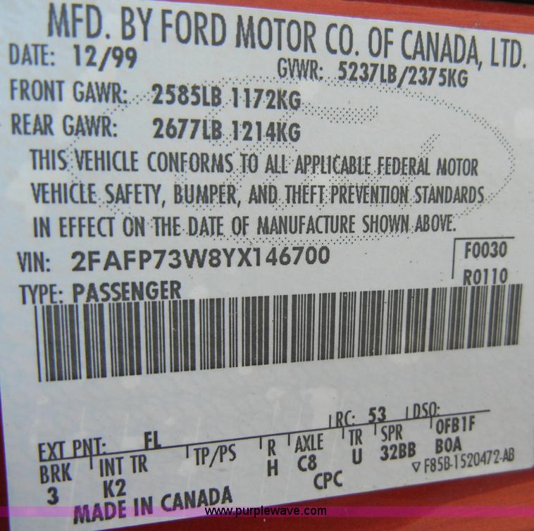 image for item A3421 2000 Ford Crown Victoria Police Interceptor