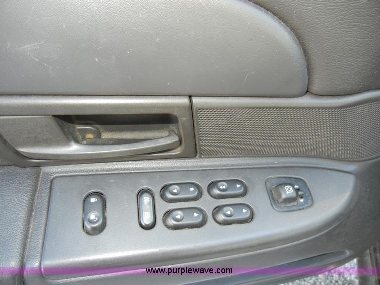 image for item A3422 2005 Ford Crown Victoria Police Interceptor