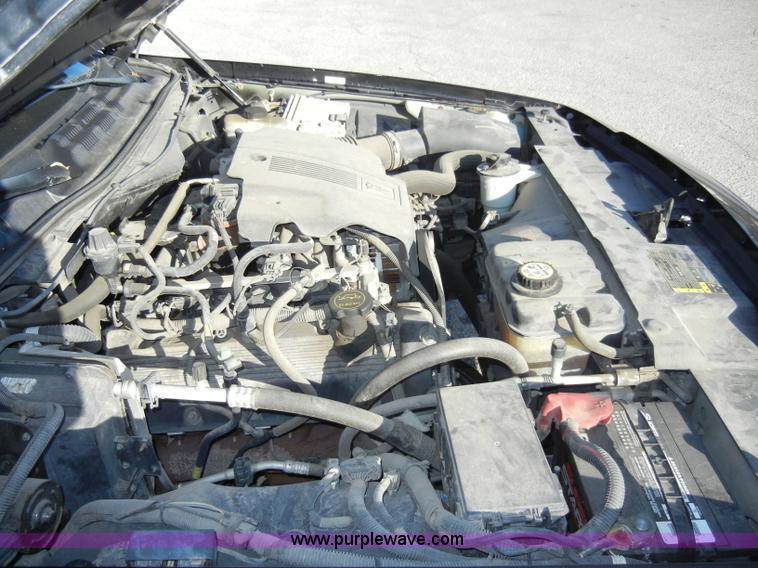 image for item A3422 2005 Ford Crown Victoria Police Interceptor