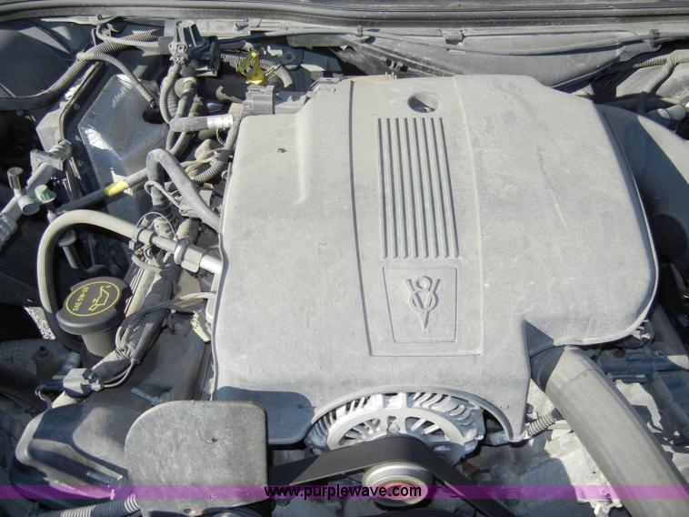 image for item A3422 2005 Ford Crown Victoria Police Interceptor