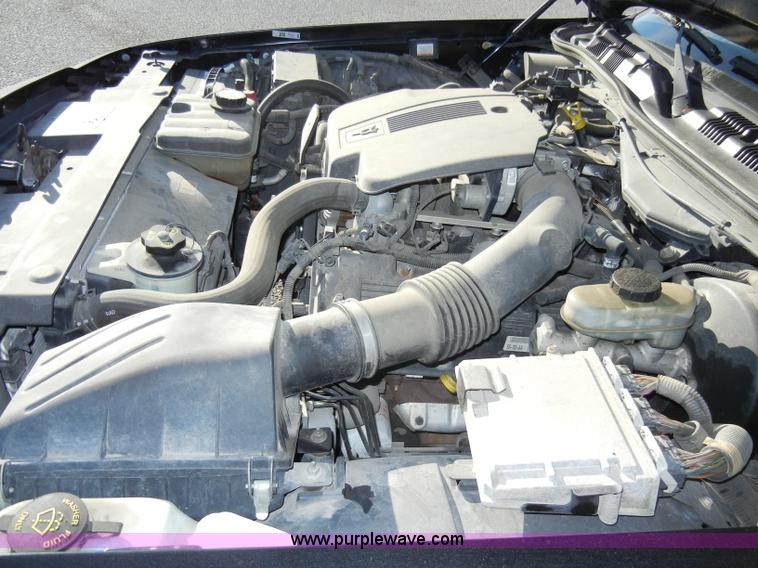 image for item A3422 2005 Ford Crown Victoria Police Interceptor