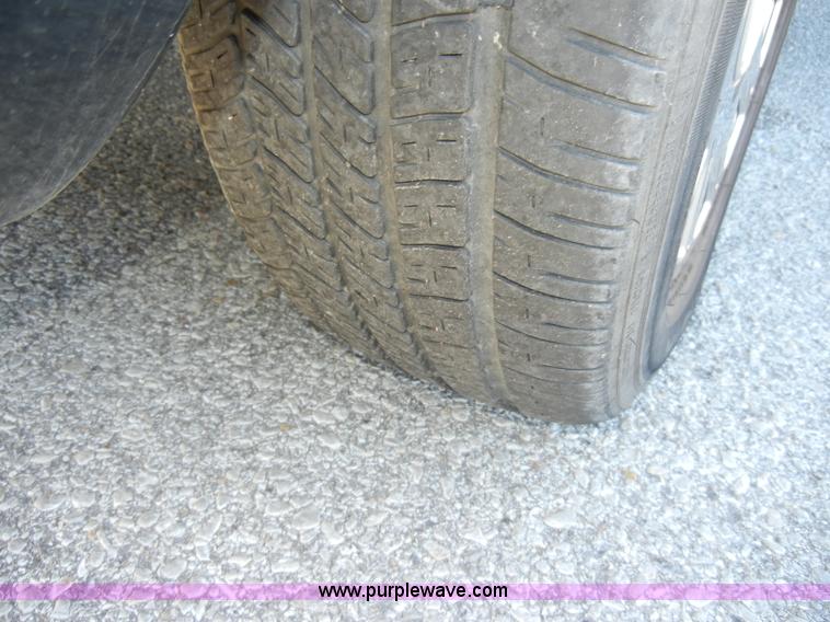 image for item A3422 2005 Ford Crown Victoria Police Interceptor