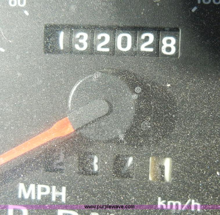 image for item A3423 2005 Ford Crown Victoria Police Interceptor