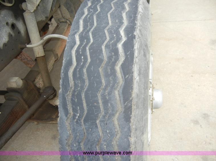 image for item A3465 1977 GMC Sierra 6500 water tanker