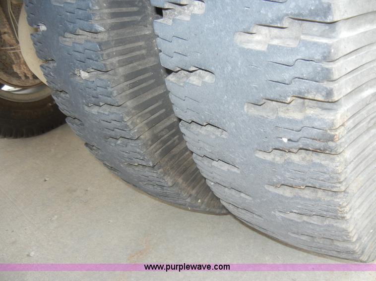 image for item A3465 1977 GMC Sierra 6500 water tanker