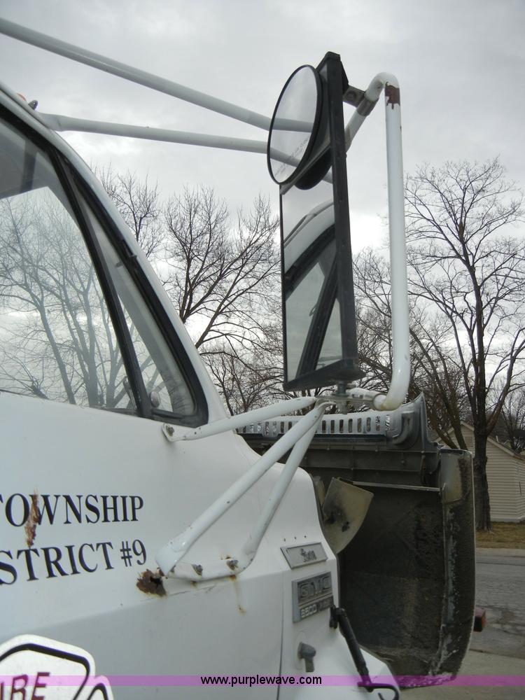 image for item A3465 1977 GMC Sierra 6500 water tanker