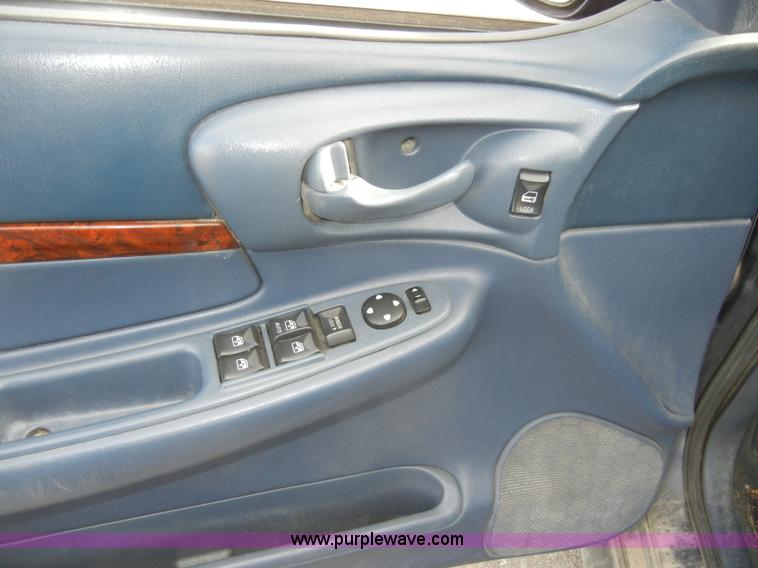 image for item A3469 2000 Chevrolet Impala