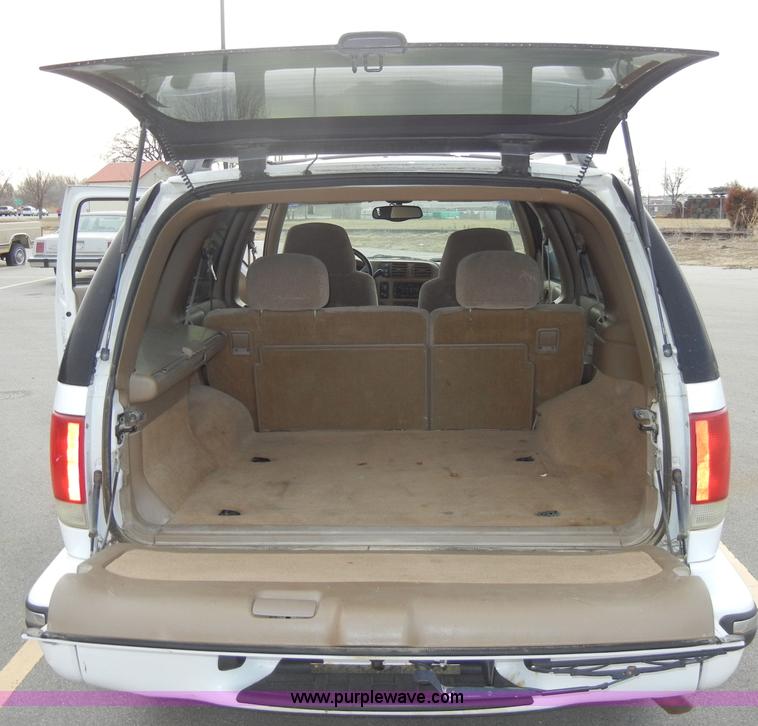 image for item A3470 1999 Chevrolet Blazer LS SUV