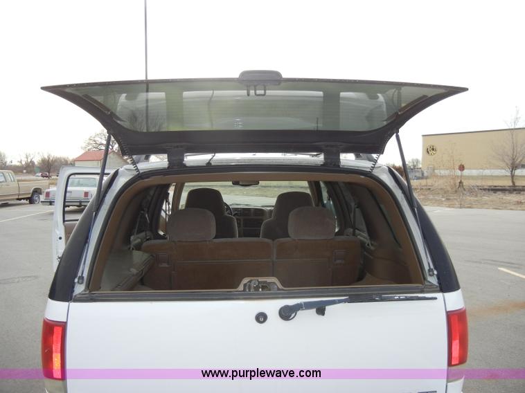 image for item A3470 1999 Chevrolet Blazer LS SUV