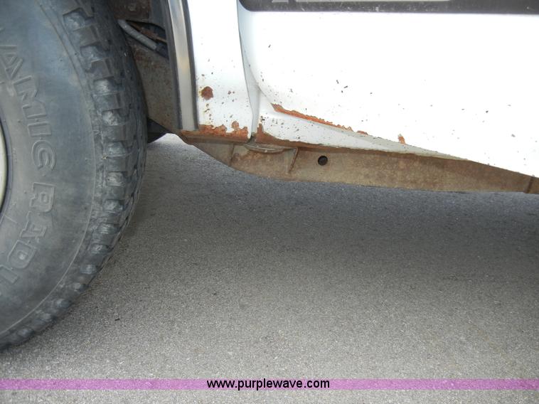 image for item A3470 1999 Chevrolet Blazer LS SUV