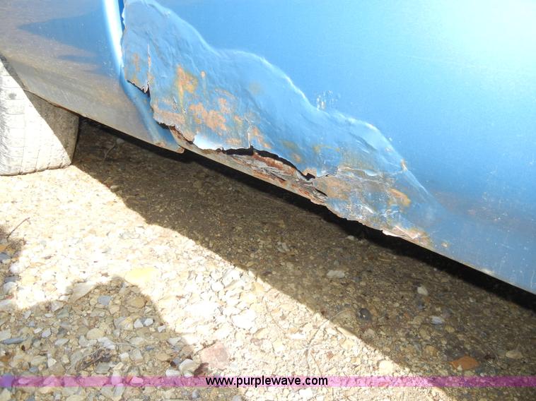 image for item A3488 1996 GMC Sonoma extended cab pickup truck