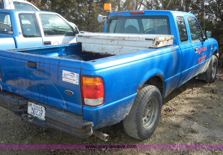 image for item A3489 1999 Ford Ranger XLT supercab pickup truck