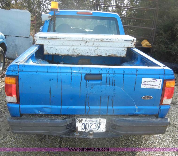 image for item A3489 1999 Ford Ranger XLT supercab pickup truck