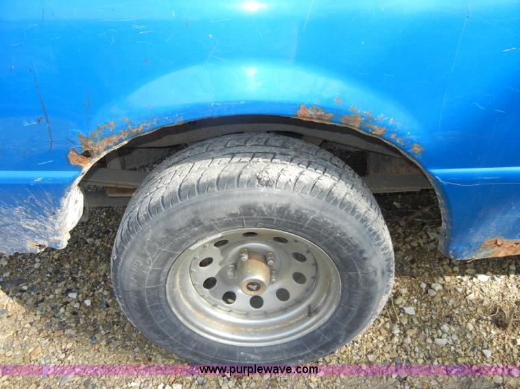 image for item A3489 1999 Ford Ranger XLT supercab pickup truck