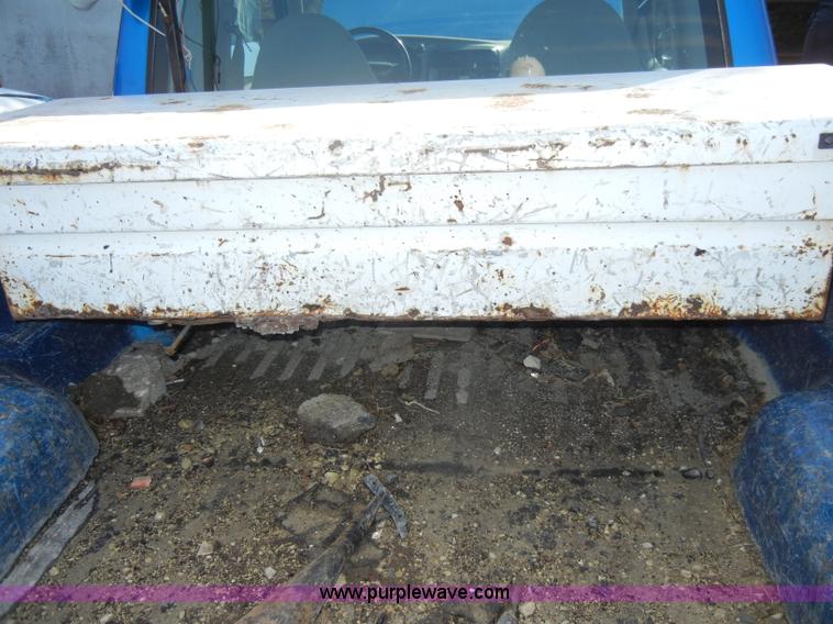 image for item A3489 1999 Ford Ranger XLT supercab pickup truck