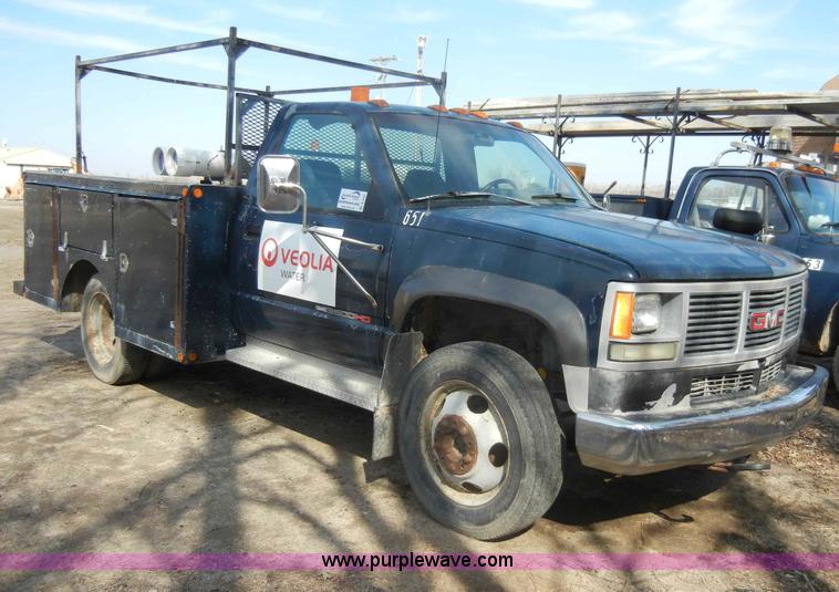 image for item A3491 1993 GMC Sierra C3500HD SL utility truck