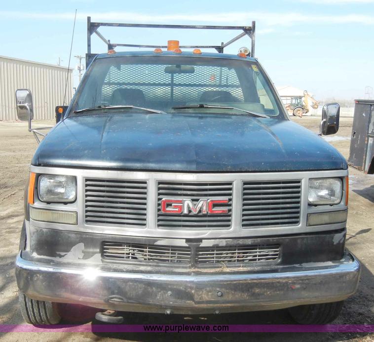 image for item A3491 1993 GMC Sierra C3500HD SL utility truck