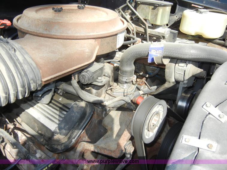 image for item A3491 1993 GMC Sierra C3500HD SL utility truck