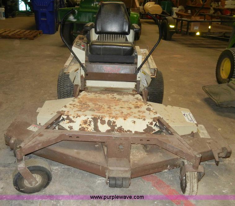image for item A3495 1993 Grasshopper 7210 mower