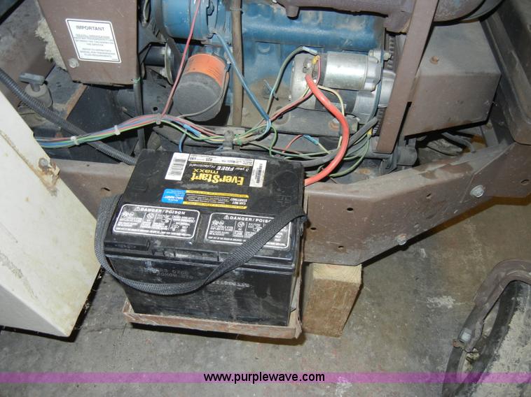 image for item A3495 1993 Grasshopper 7210 mower