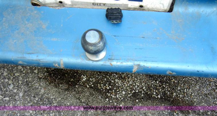 image for item A3496 1997 Chevrolet S10 LS extended cab pickup truck