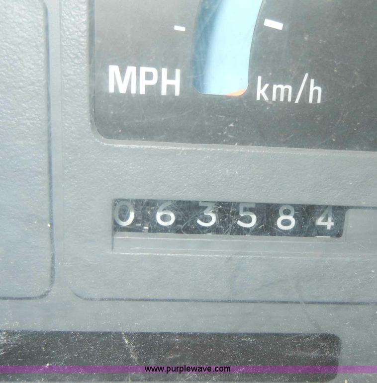 image for item A3498 1992 Chevrolet S10 pickup truck