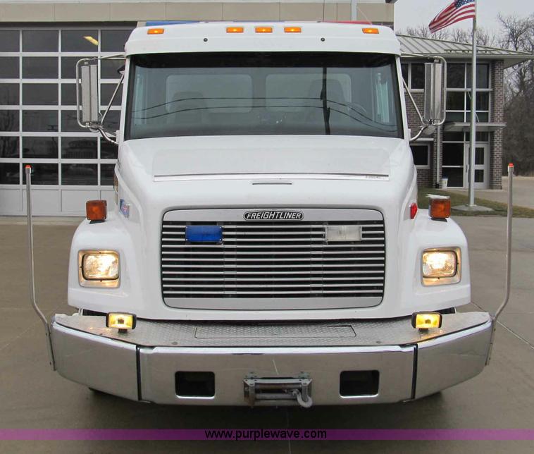 image for item A5419 1995 Freightliner FL60 rescue vehicle