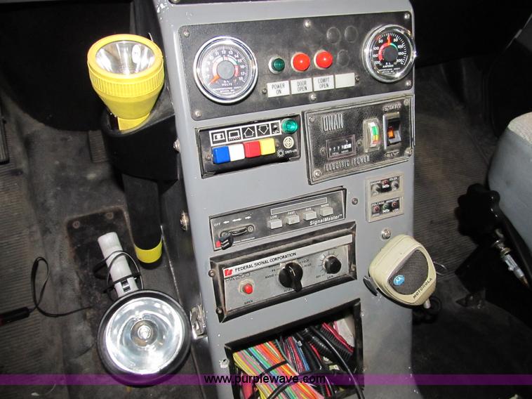 image for item A5419 1995 Freightliner FL60 rescue vehicle