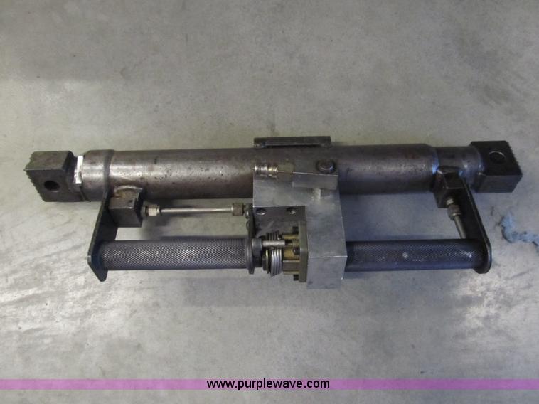 image for item A5419 1995 Freightliner FL60 rescue vehicle