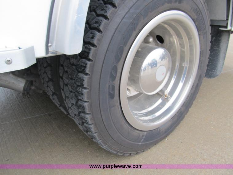 image for item A5419 1995 Freightliner FL60 rescue vehicle